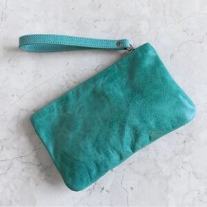 Rough & Tumble Clutch